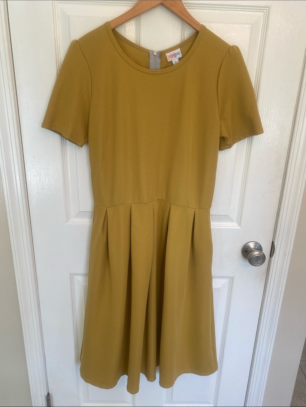 LuLaRoe Mustard Yellow Amelia Midi Dress pockets!